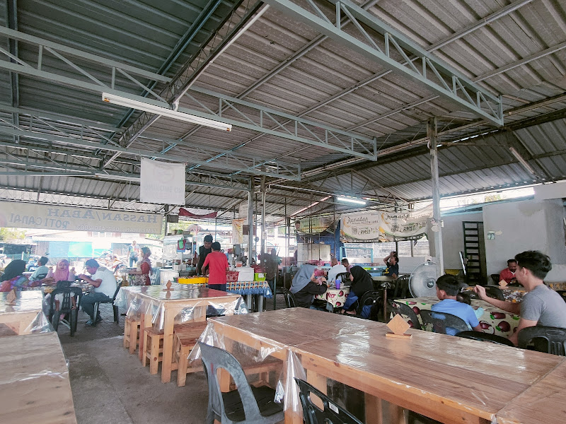 Hassan / Abah Roti Canai