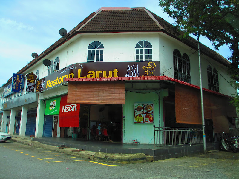 Restoran Larut