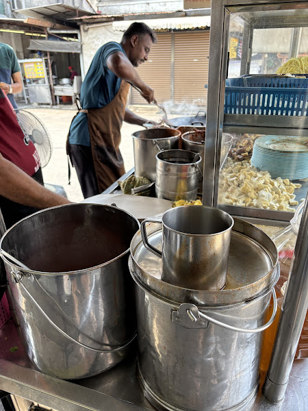 Hussain Mee Goreng And Mee Rebus