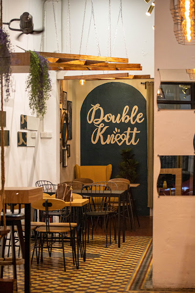 Double Knott Cafe