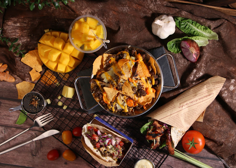 Muozza Dining (George Town)