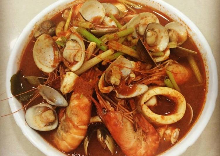 Farina Tom yum
