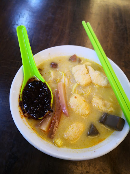 Famous Kuantan Road Curry Mee