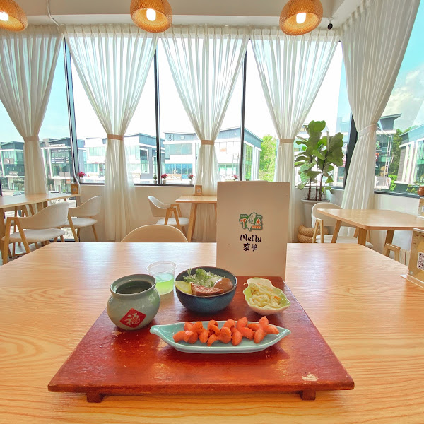 Tsia̍h-Pá-Buē 呷饱未