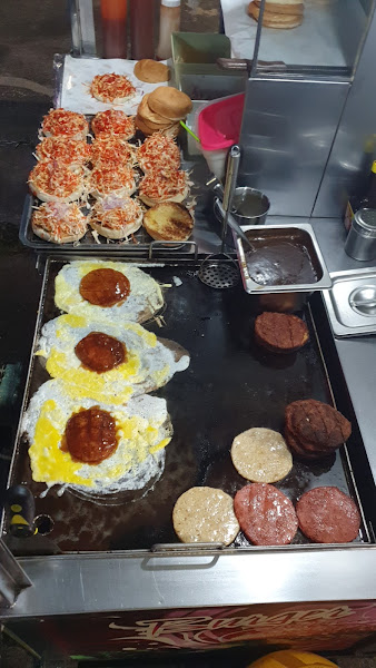 Khairol Burger Istimewa