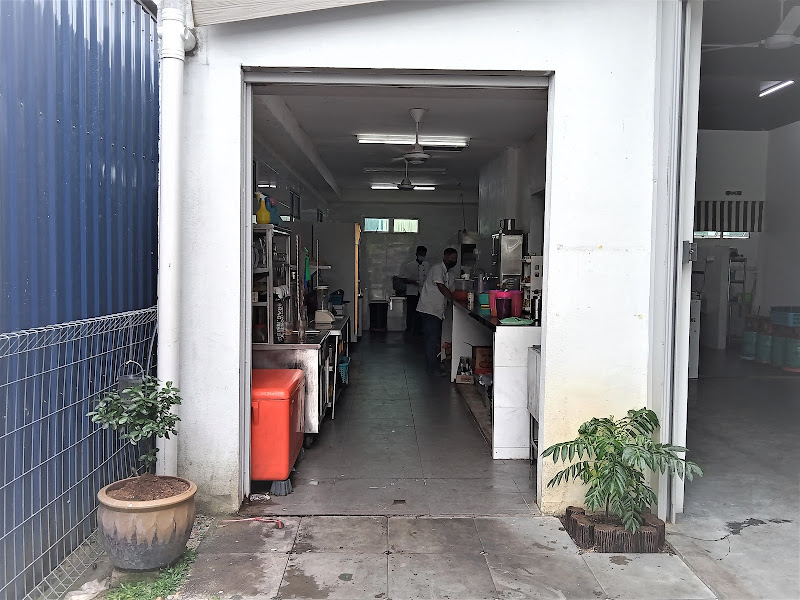 Elfinia Cafe(Big Screen) Kepala Batas, Penang